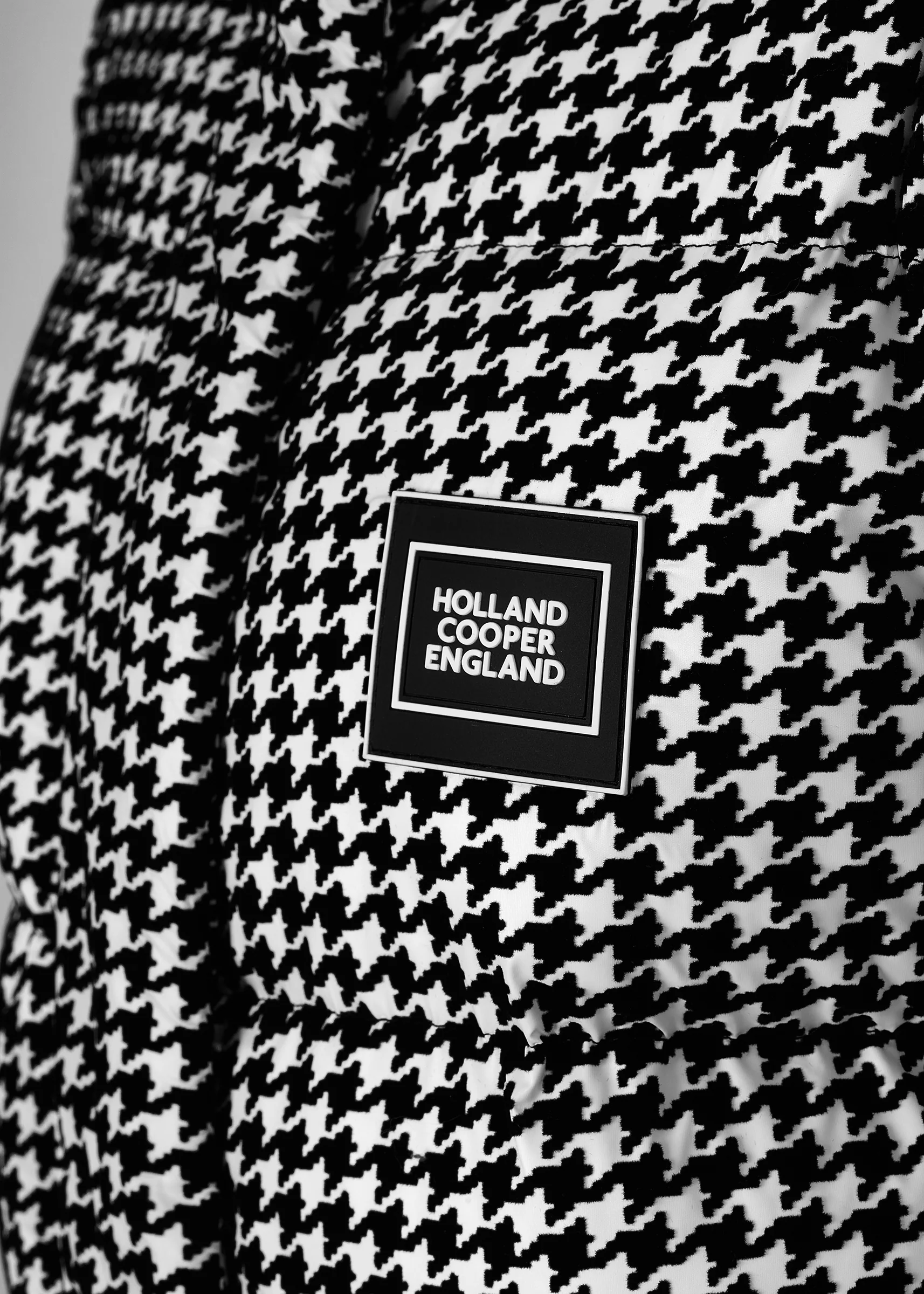 Camden Longline Coat (Houndstooth) - Image 11