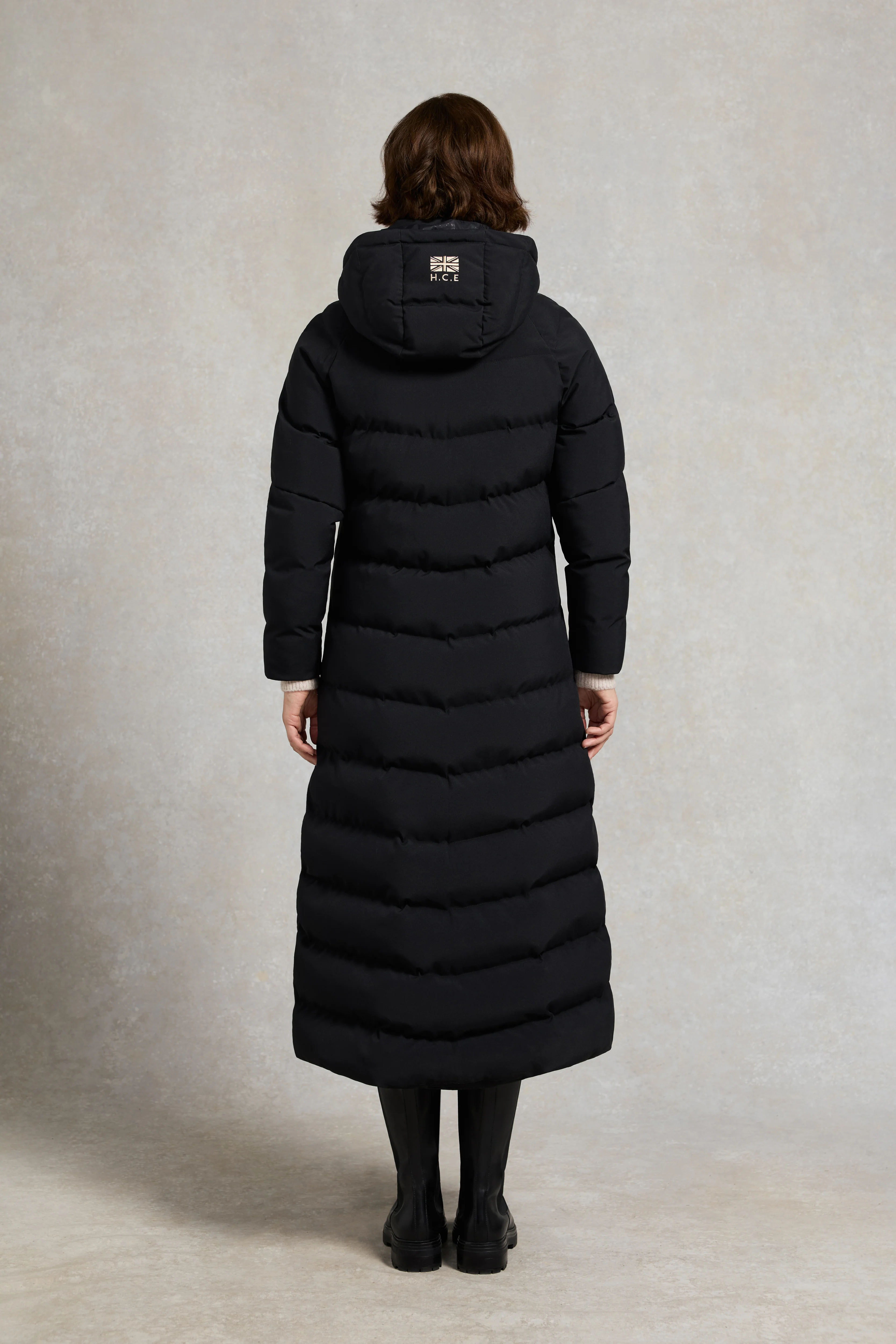 Chiltern Longline Yard Coat (Black) - Image 5
