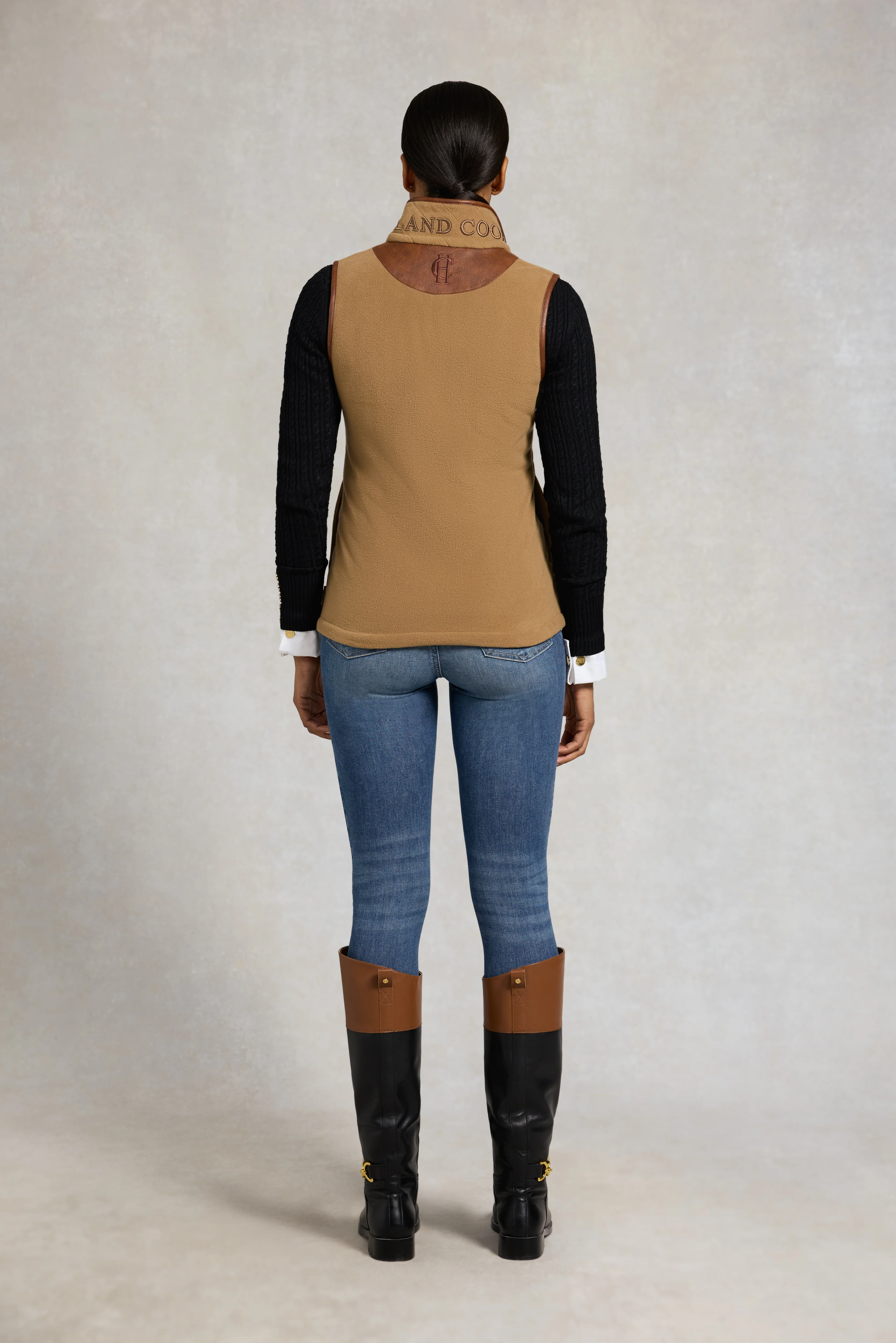 Country Fleece Gilet (Coffee) - Image 5