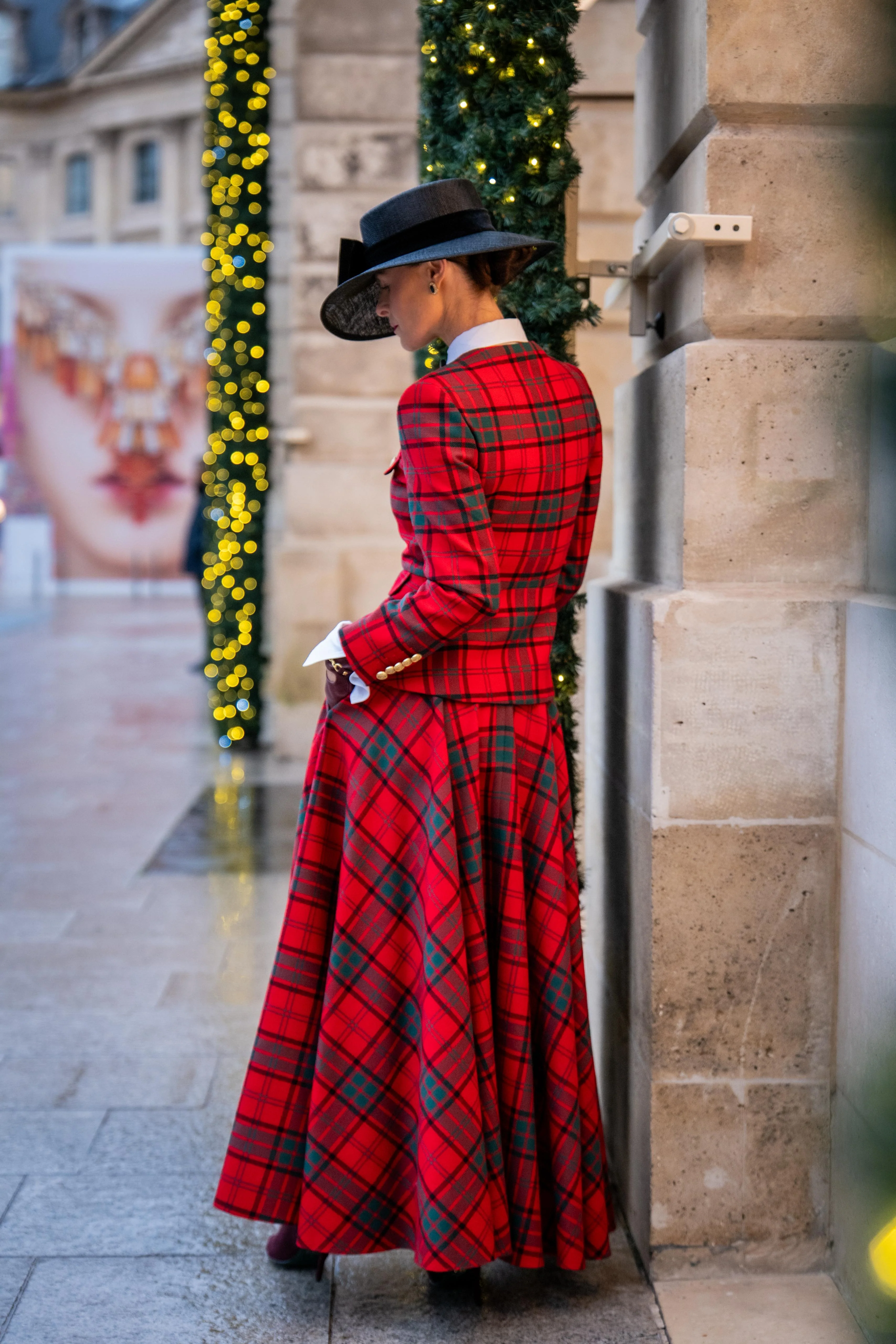 360 Maxi Tweed Circle Skirt (Red Tartan) - Image 4