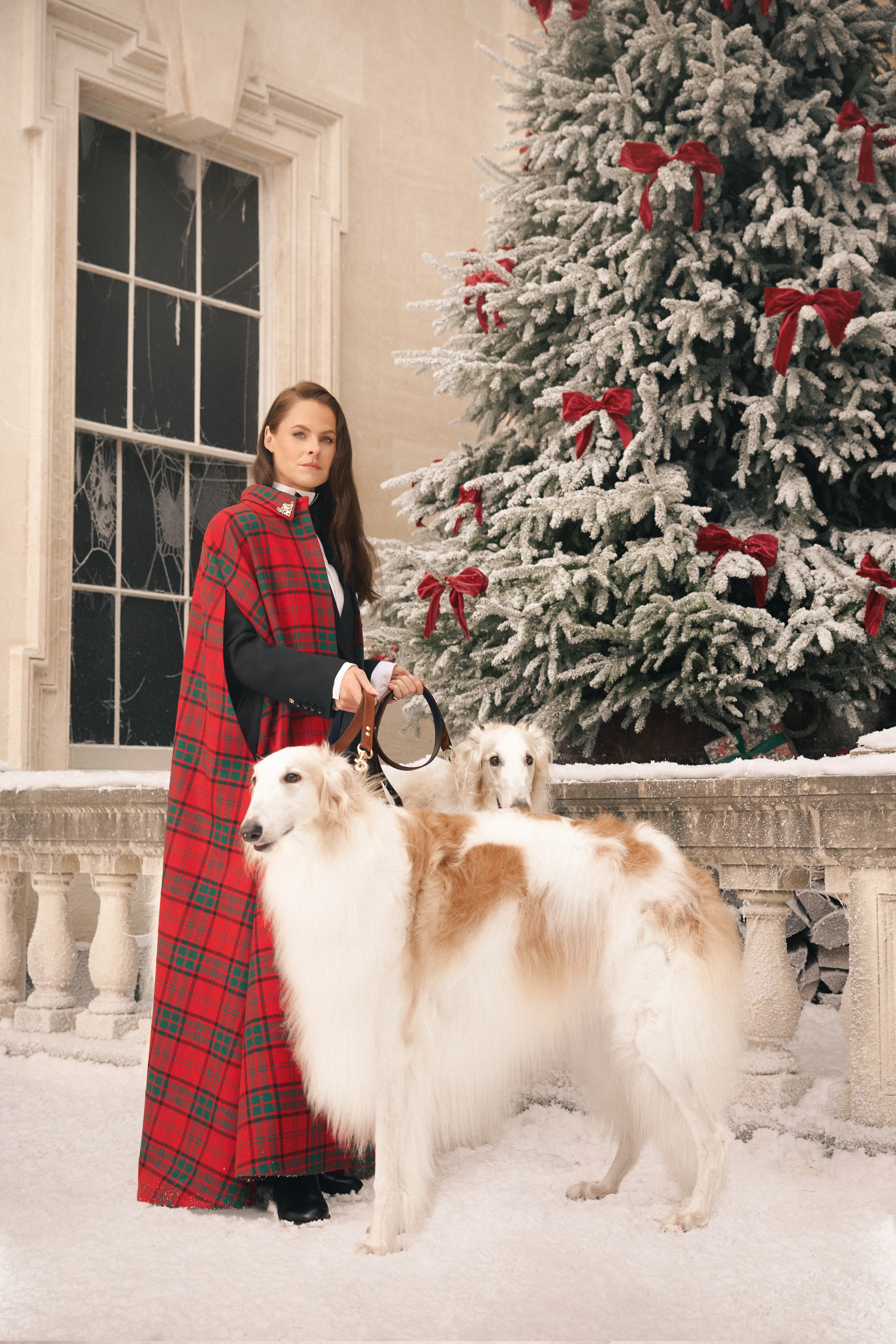 Full Length Knightsbridge Cape (Red Tartan) - Image 3