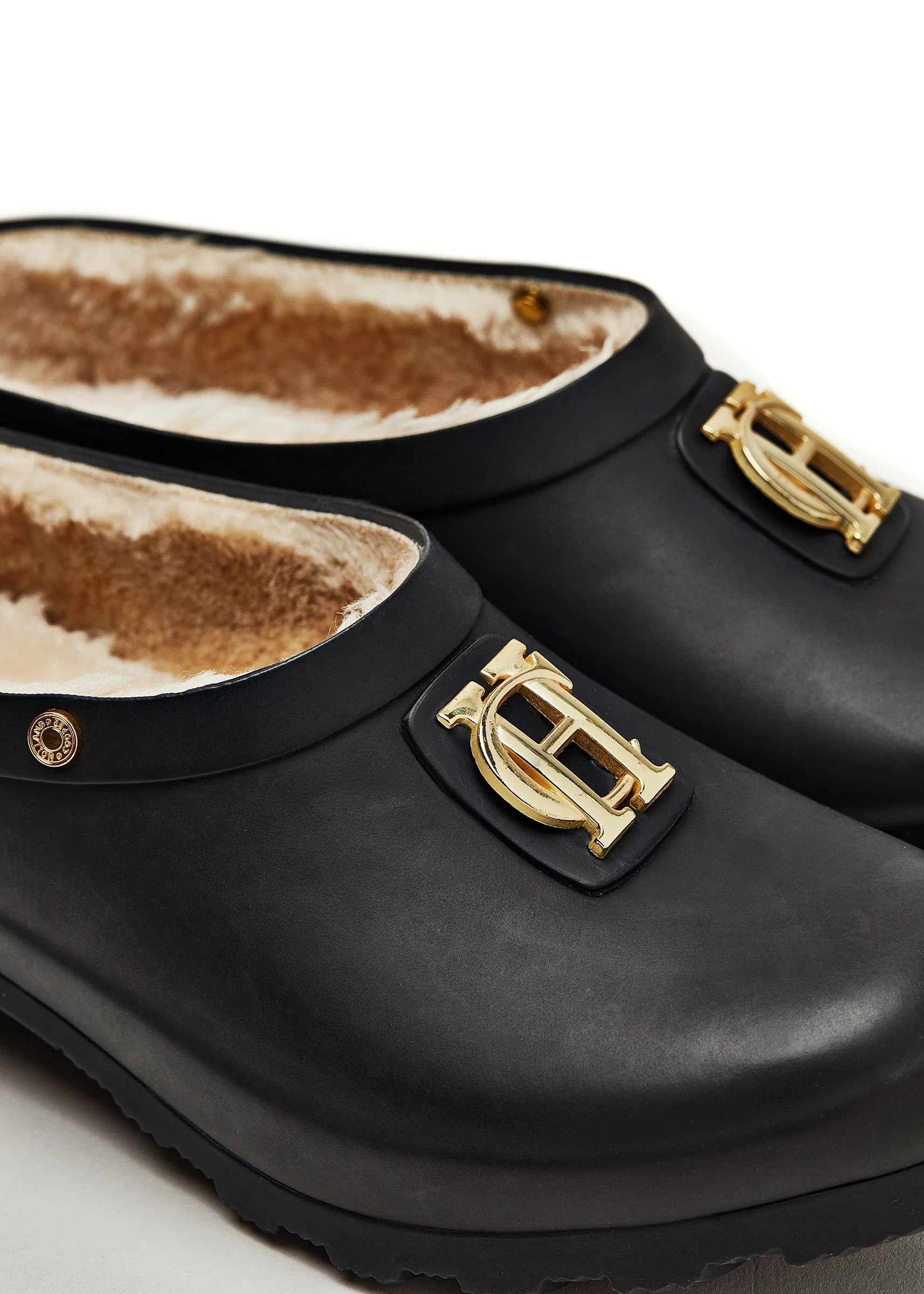Sherpa Lined Gardening Loafer (Matte Black) - Image 7