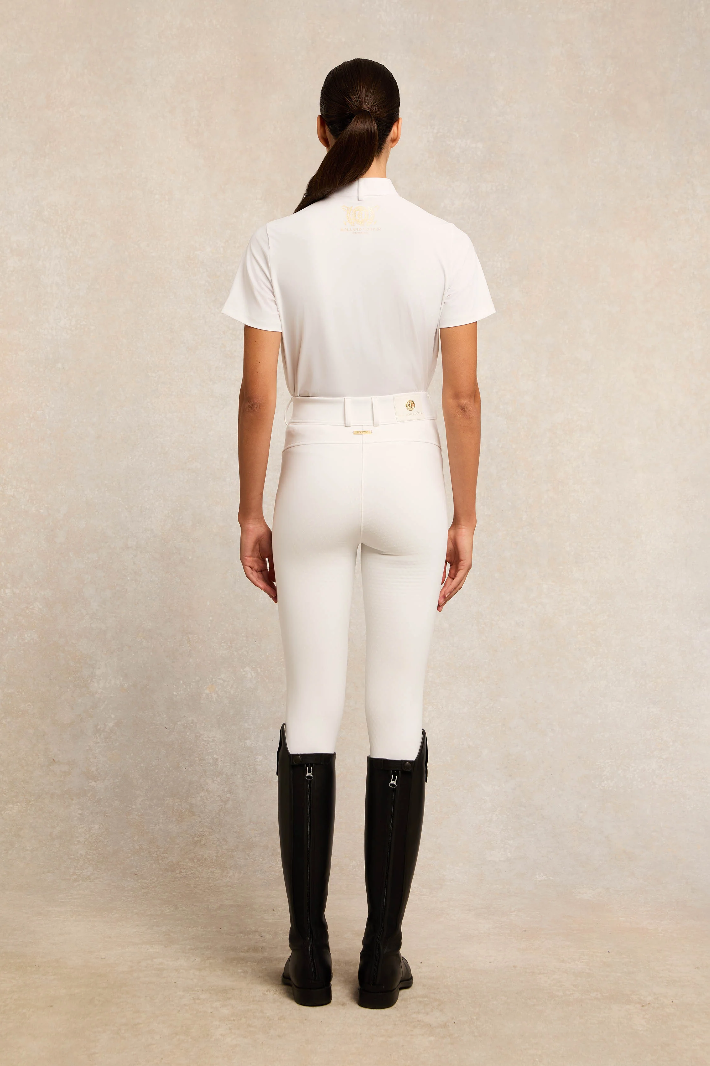 Gatcombe Short Sleeve Showshirt (White) - Image 5