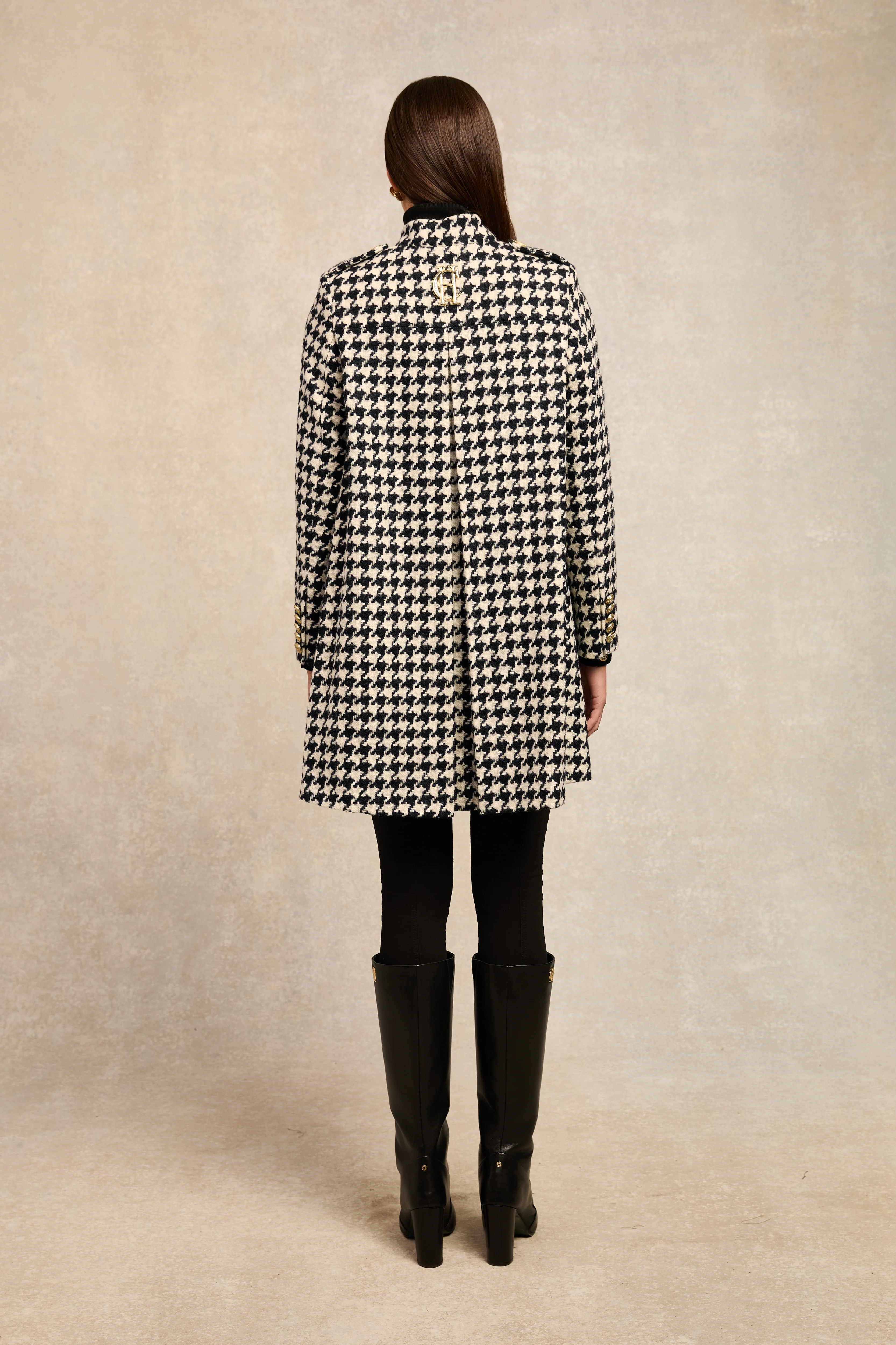 Highbury Cape Coat (Large Scale Houndstooth) - Image 4