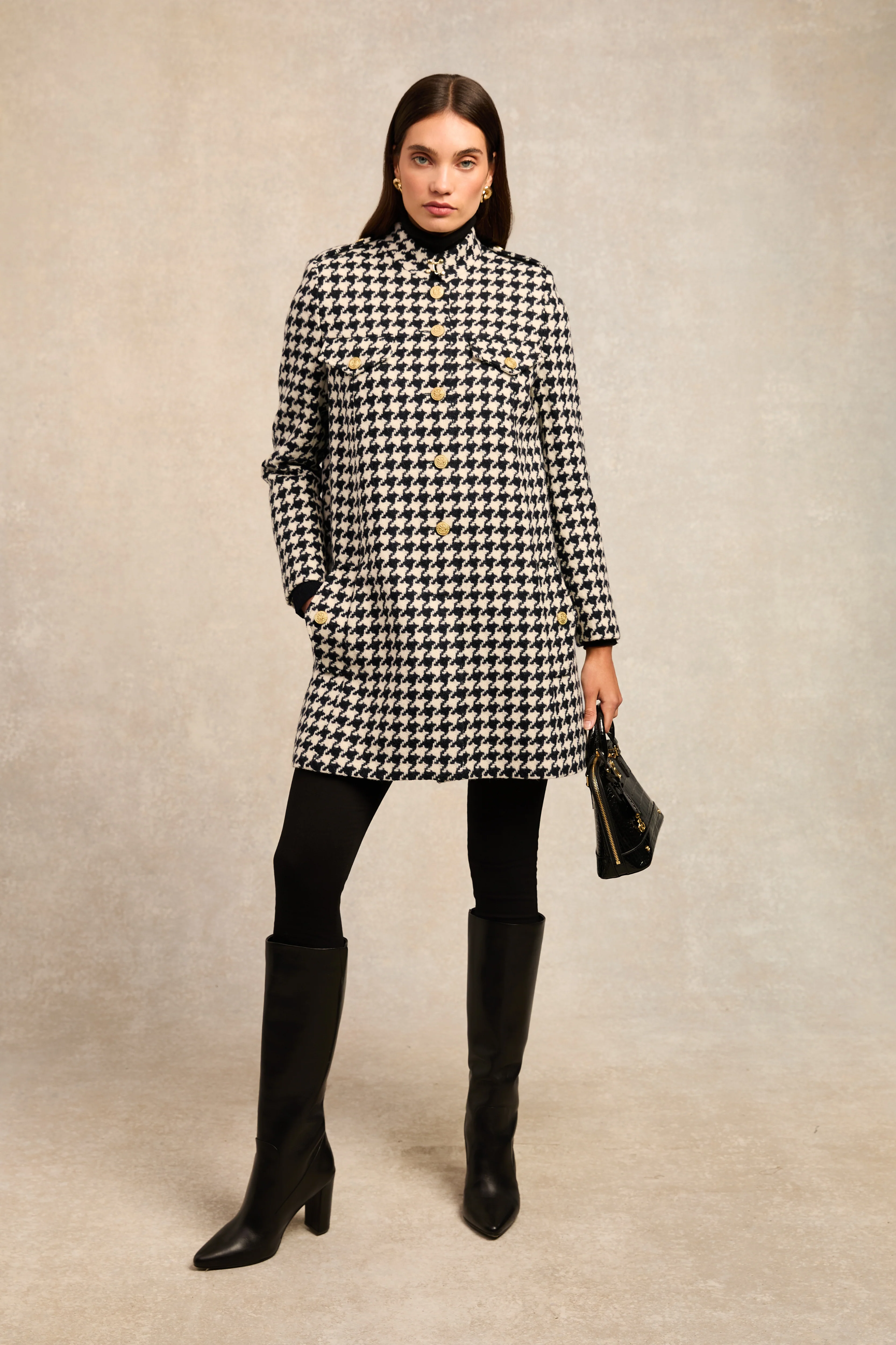 Highbury Cape Coat (Large Scale Houndstooth) - Image 8