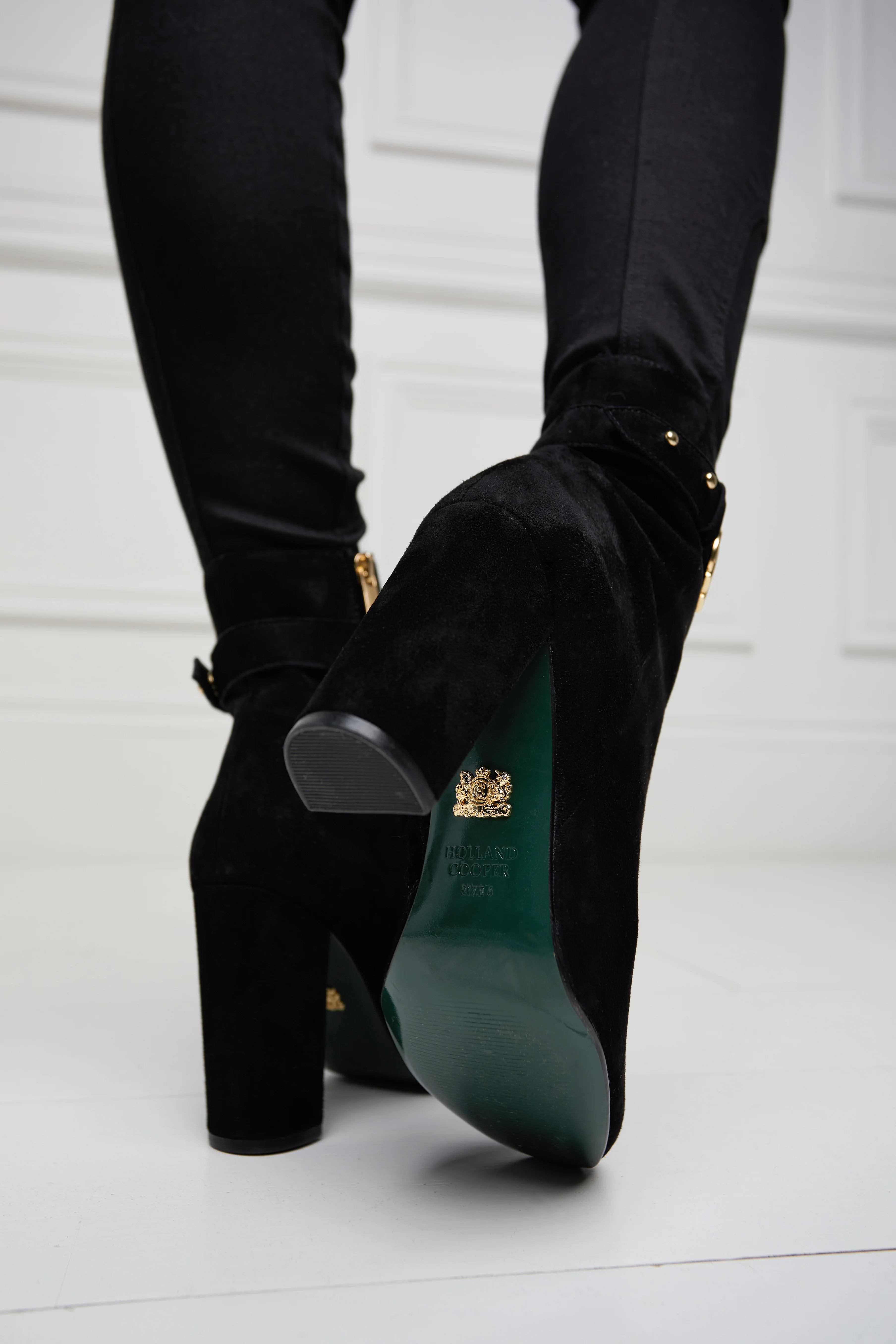 Jade's Houndstooth Look (Houndstooth) - Image 16