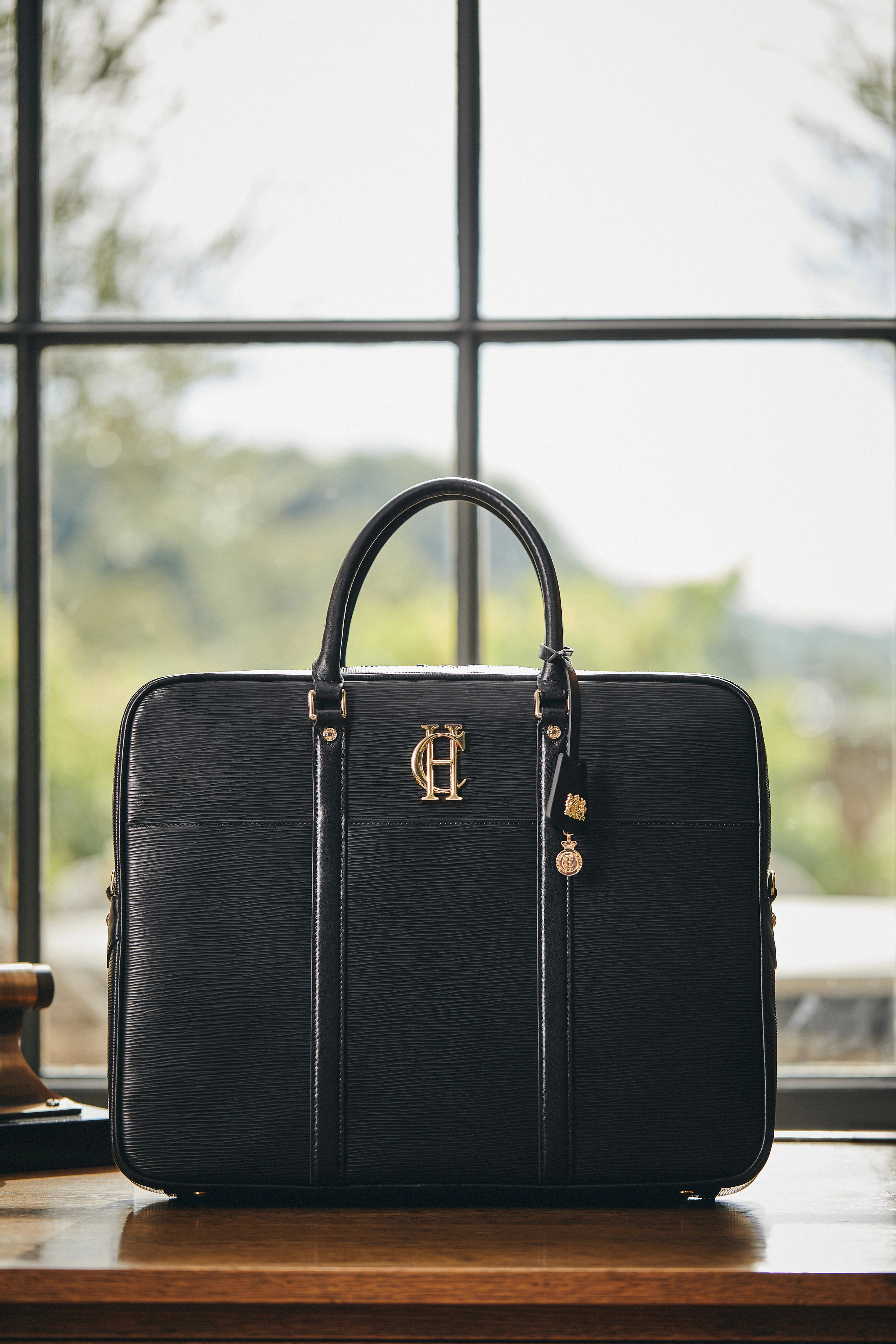 Knightsbridge Briefcase (Black) - Image 2