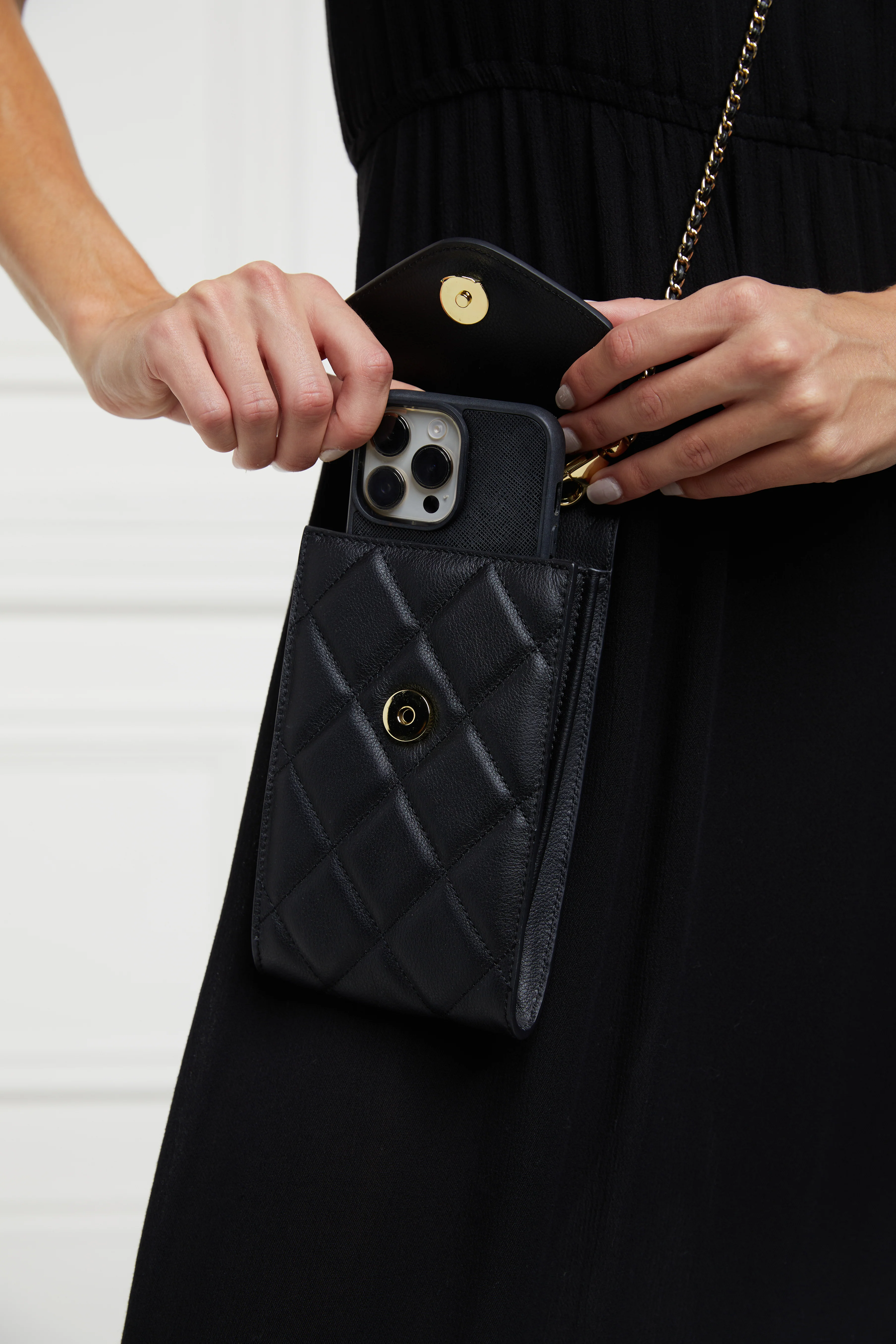 Knightsbridge Phone Pouch (Black Quilted) - Image 5