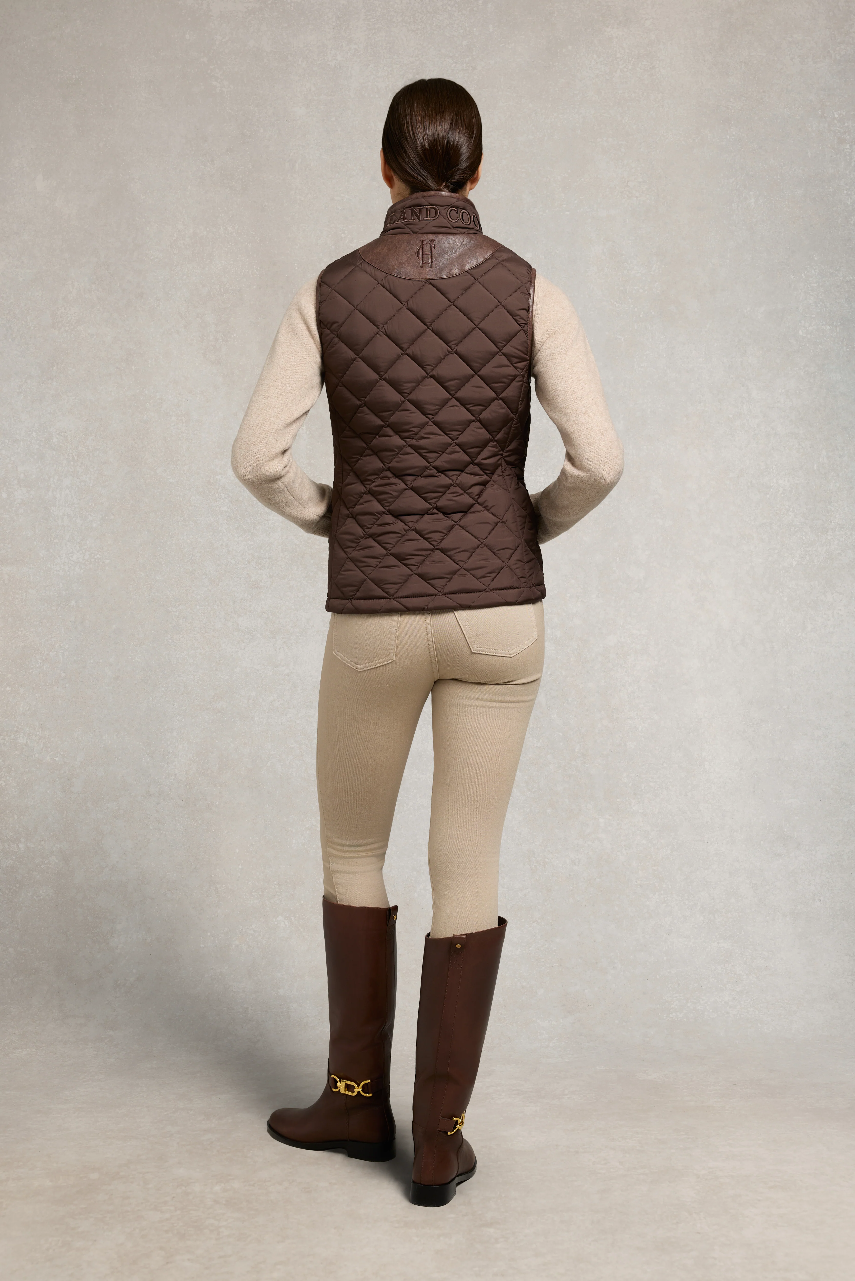 Lightweight Country Gilet (Chocolate) - Image 5