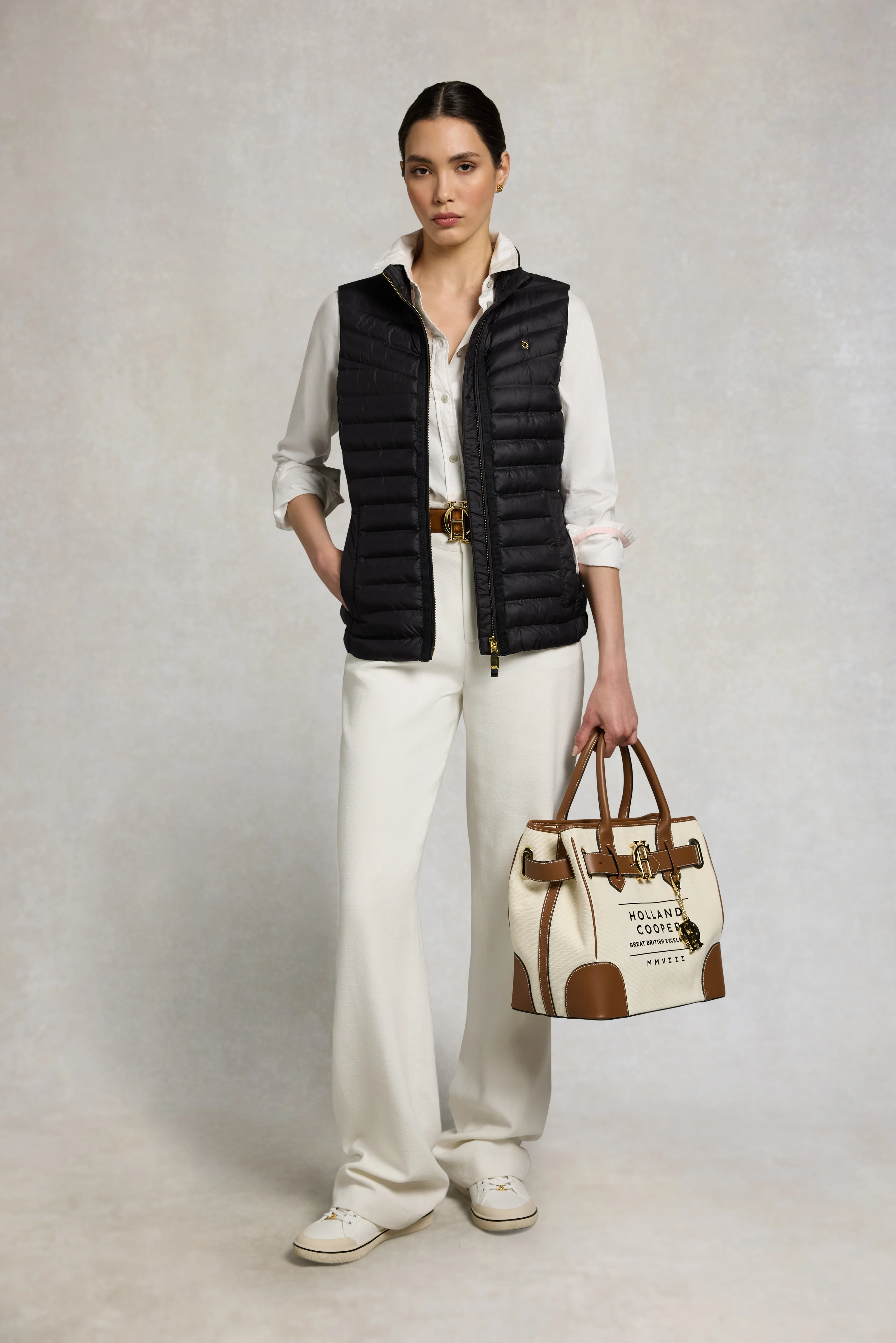 Lightweight Puffer Gilet (Black) - Image 3