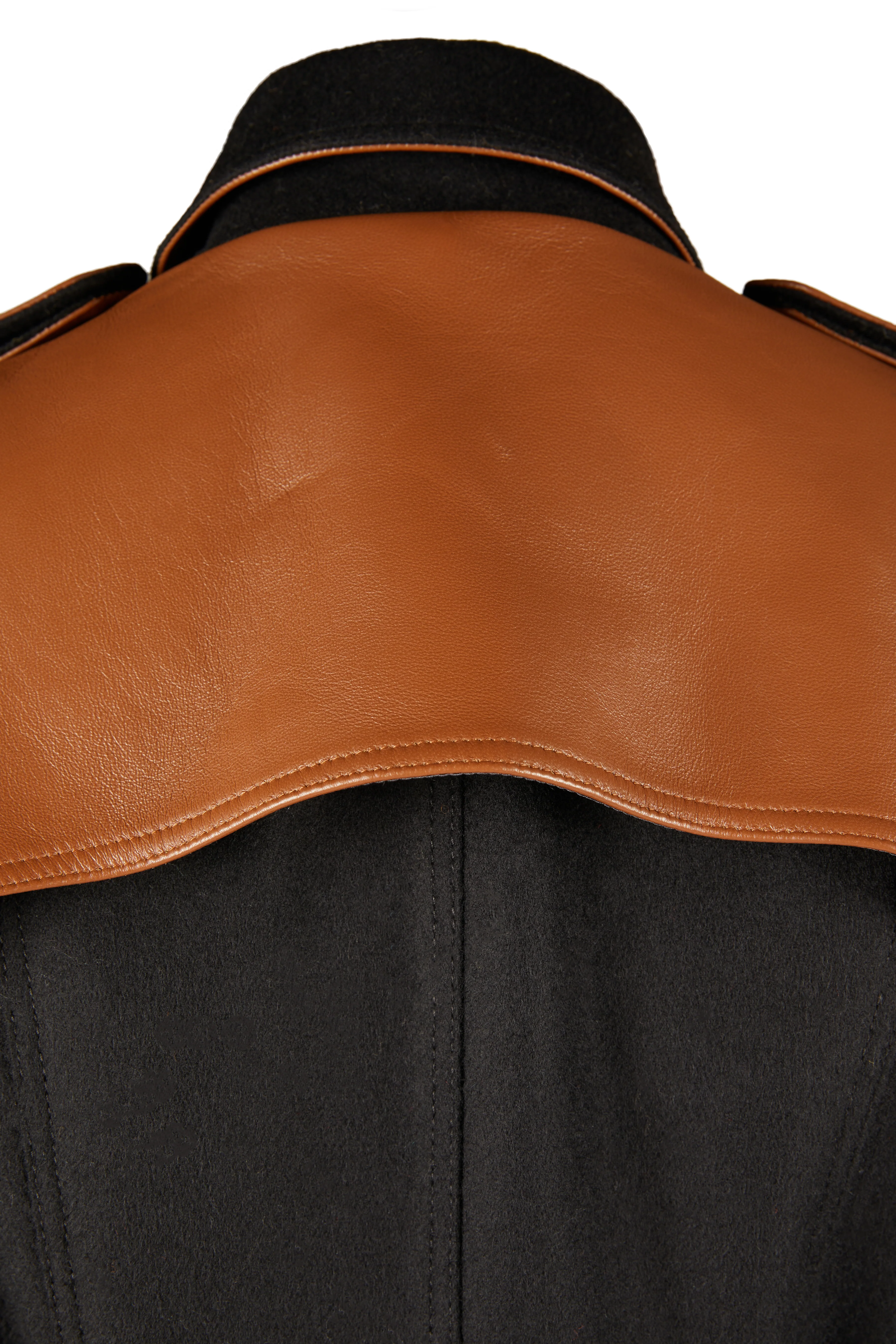 Marlborough Trench Coat (Soft Black Tan) - Image 15