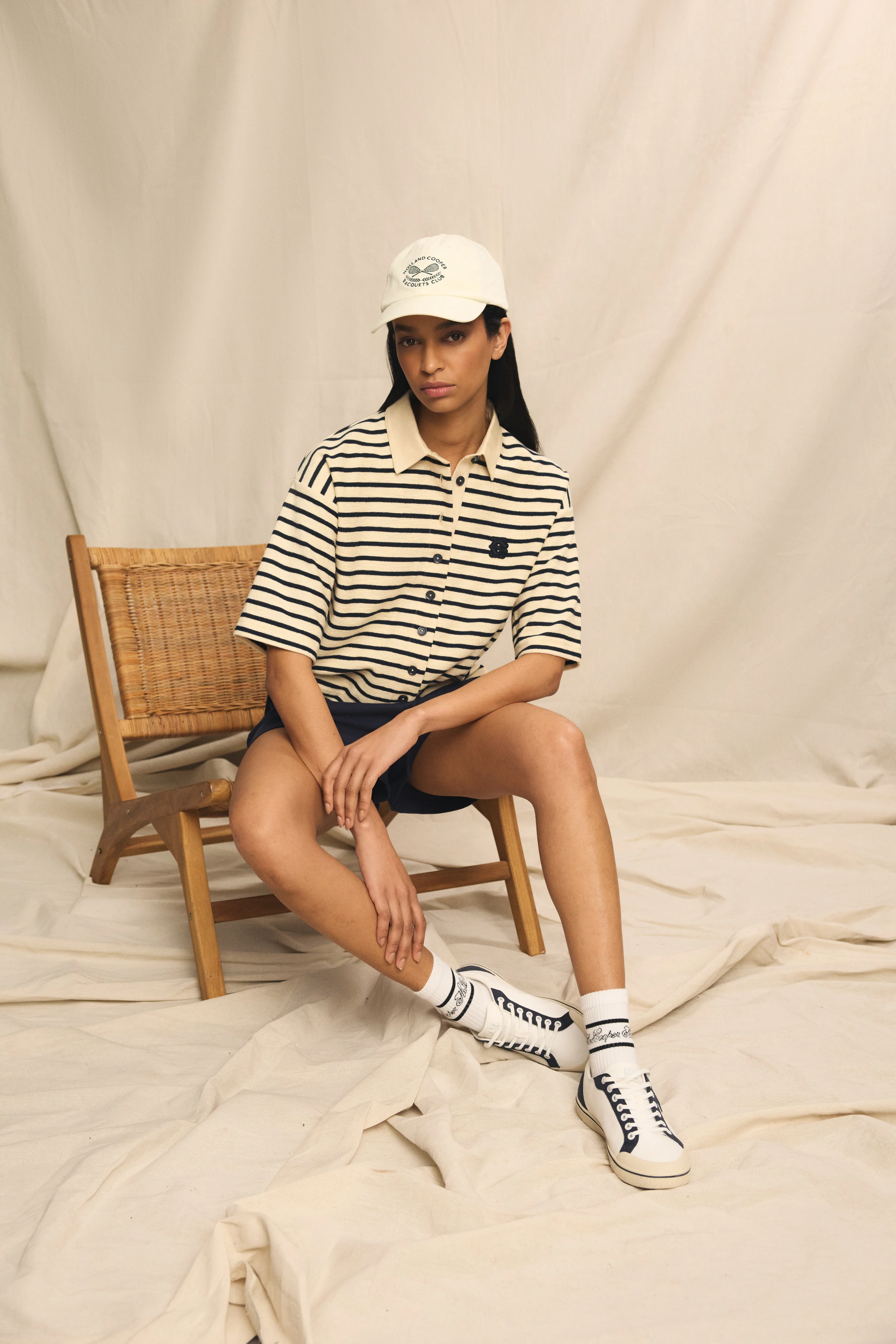 Mayfair Court Trainer (Off White Navy) - Image 3