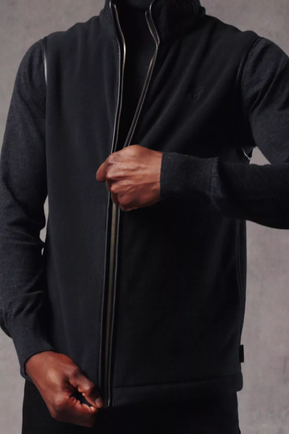 Men's Country Fleece Gilet (Black) - Image 5