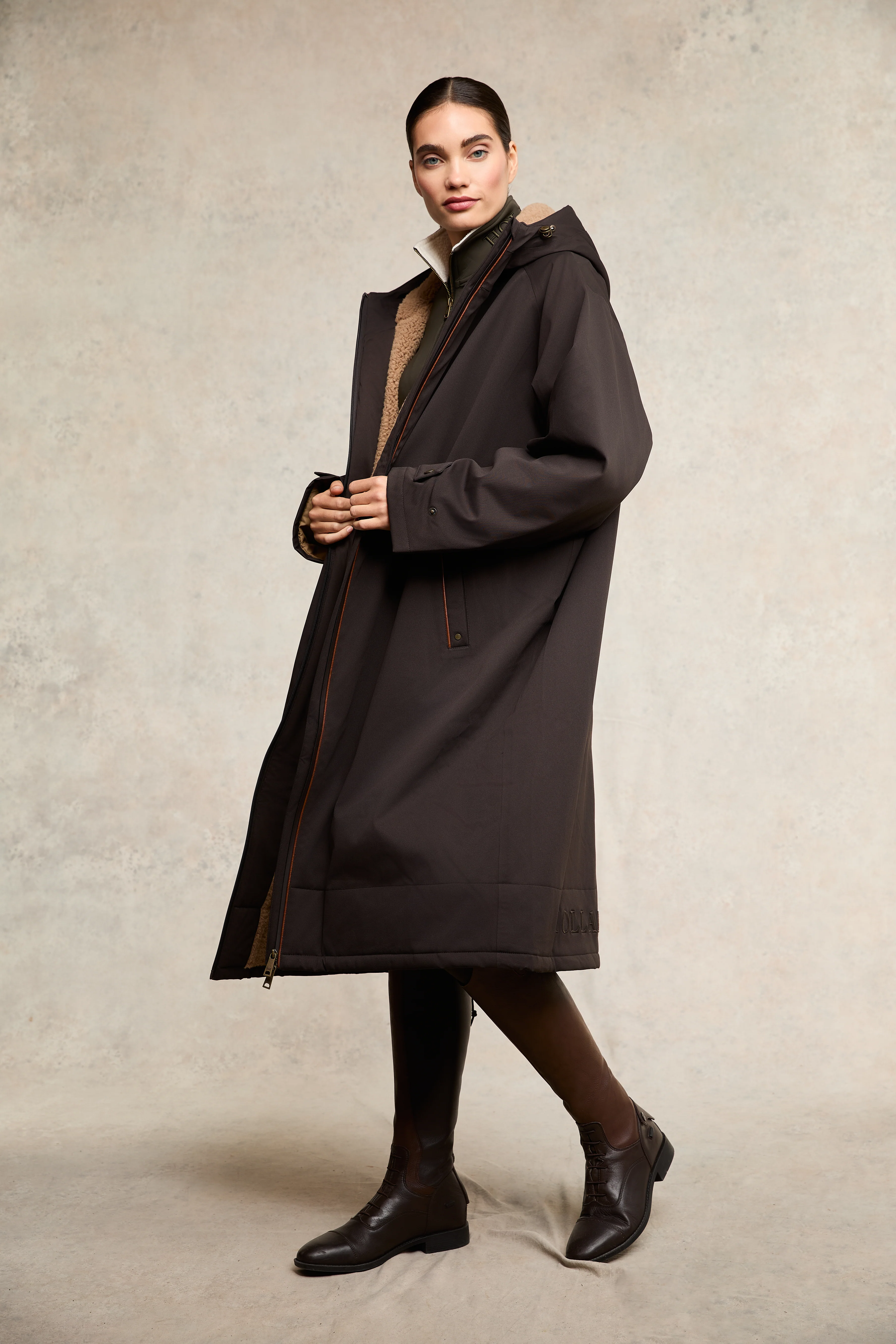 One-Size Waterproof Coat (Chocolate) - Image 7