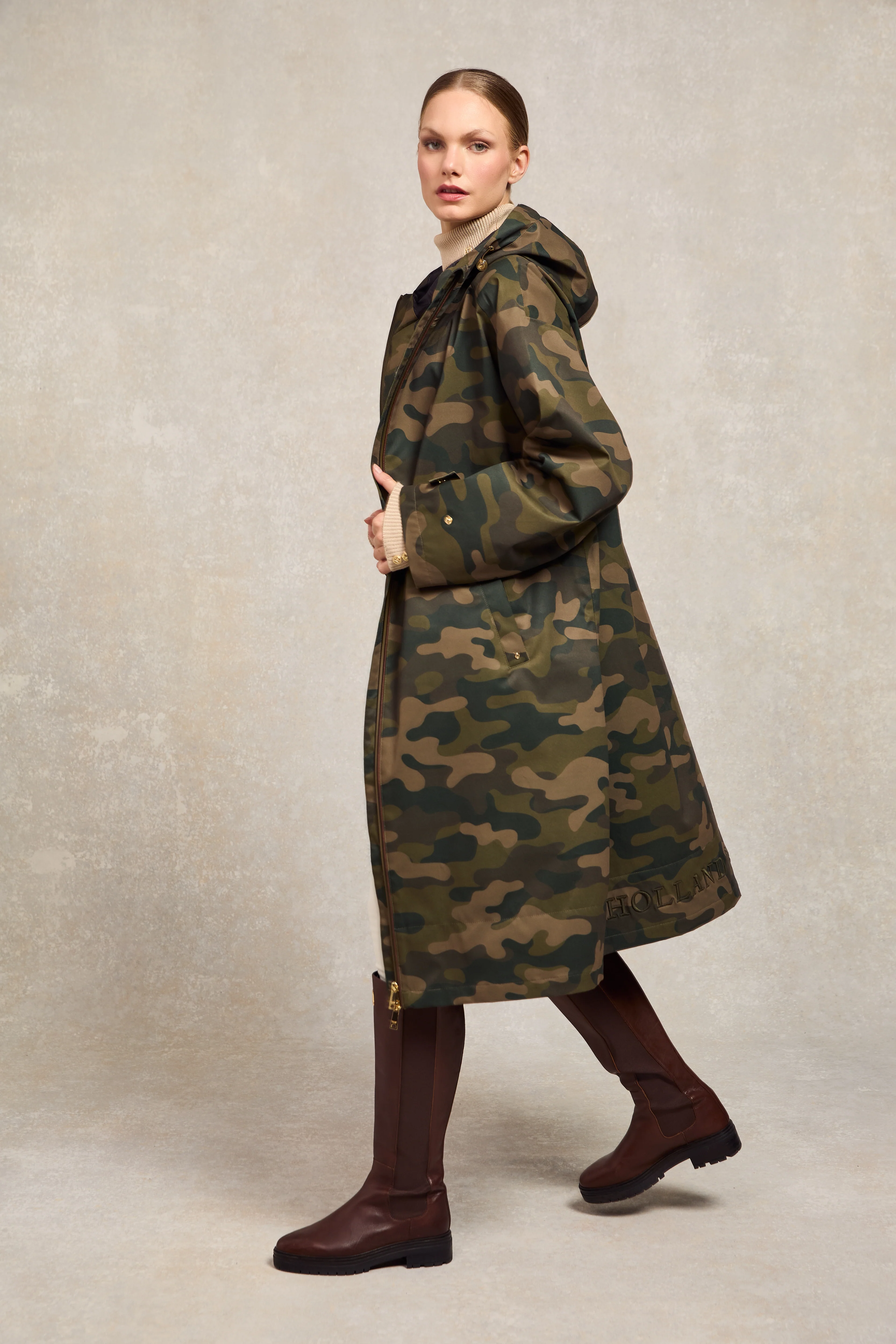 One-Size Lightweight Waterproof Coat (Camo) - Image 2