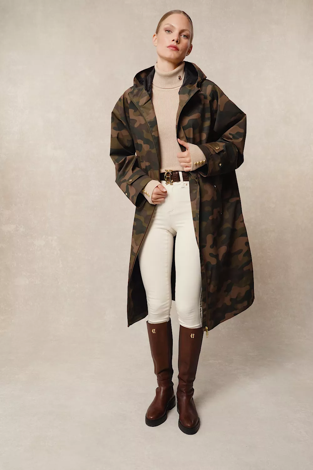 One-Size Lightweight Waterproof Coat (Camo) - Image 5