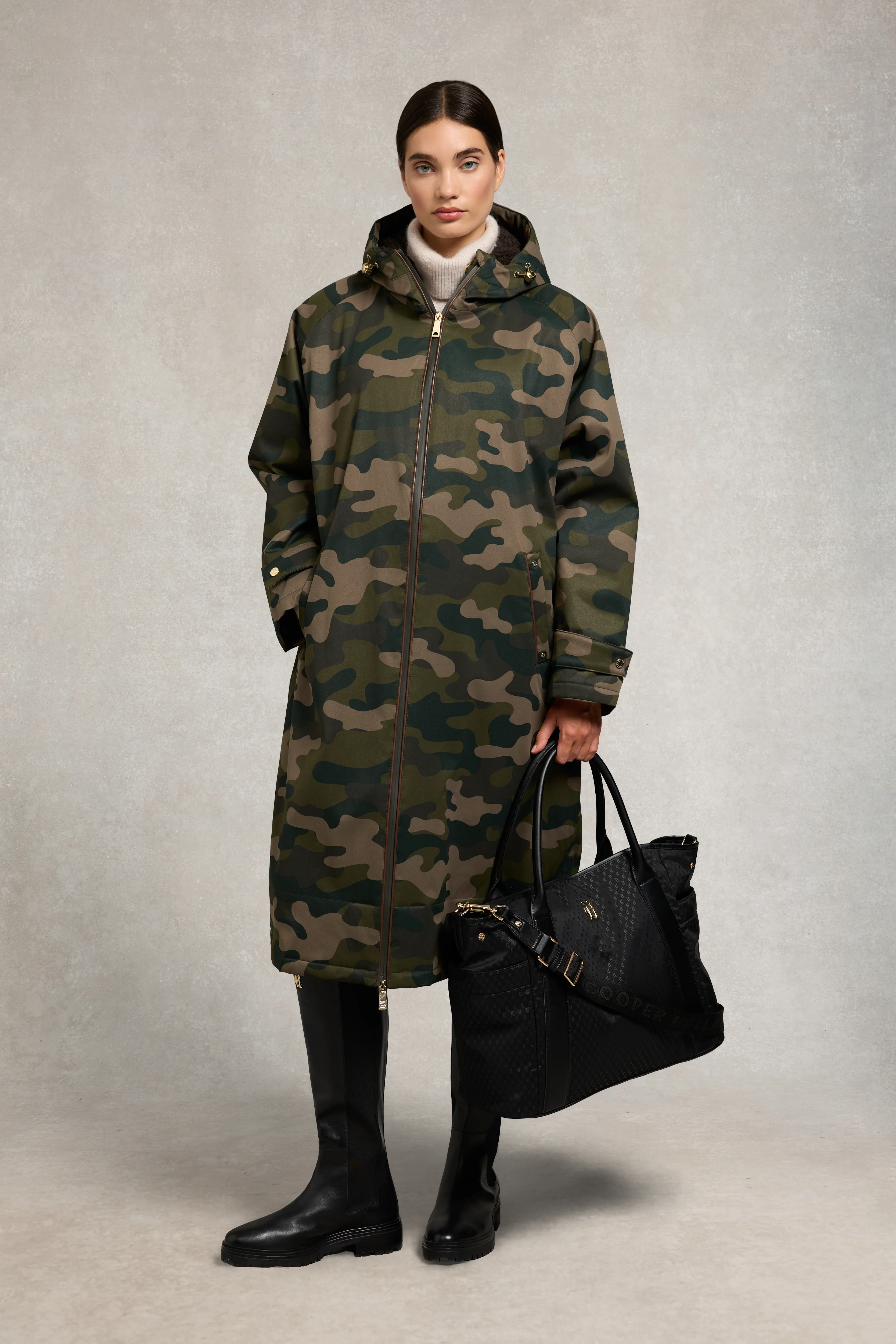 One-Size Waterproof Coat (Camo) - Image 3