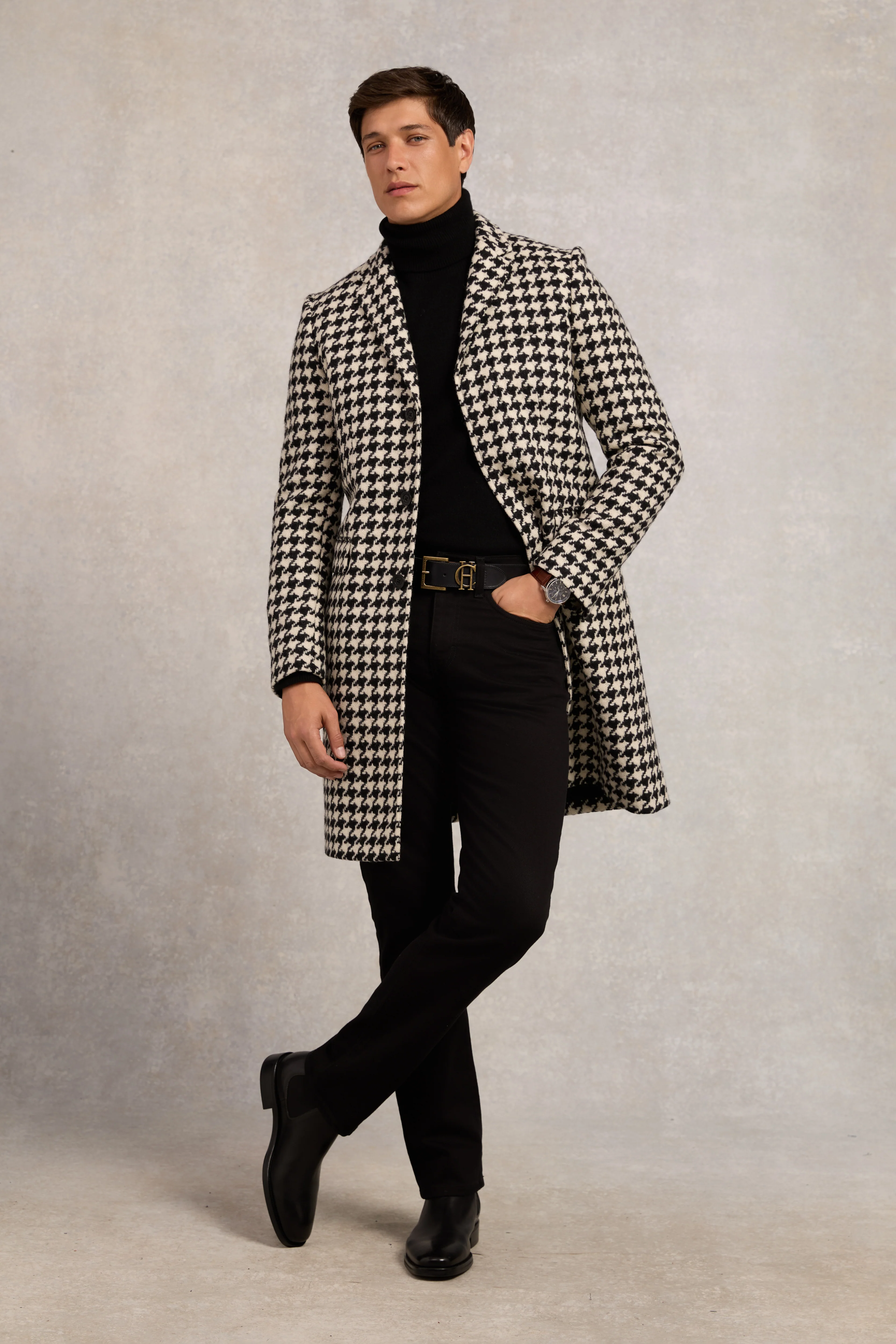 The Cheltenham Coat (Large Scale Houndstooth) - Image 2