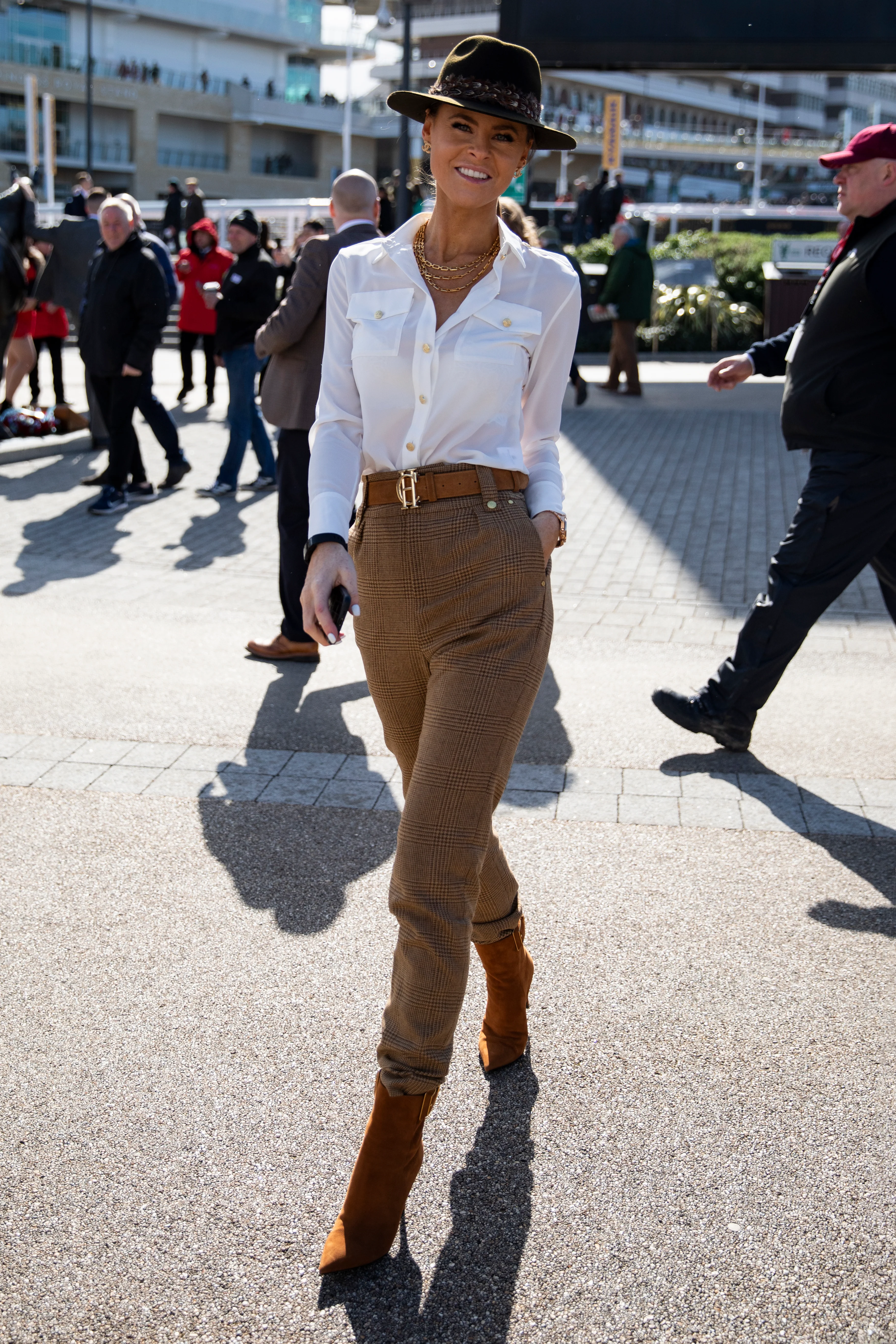 Jade's Tawny Look (Tawny) - Image 9