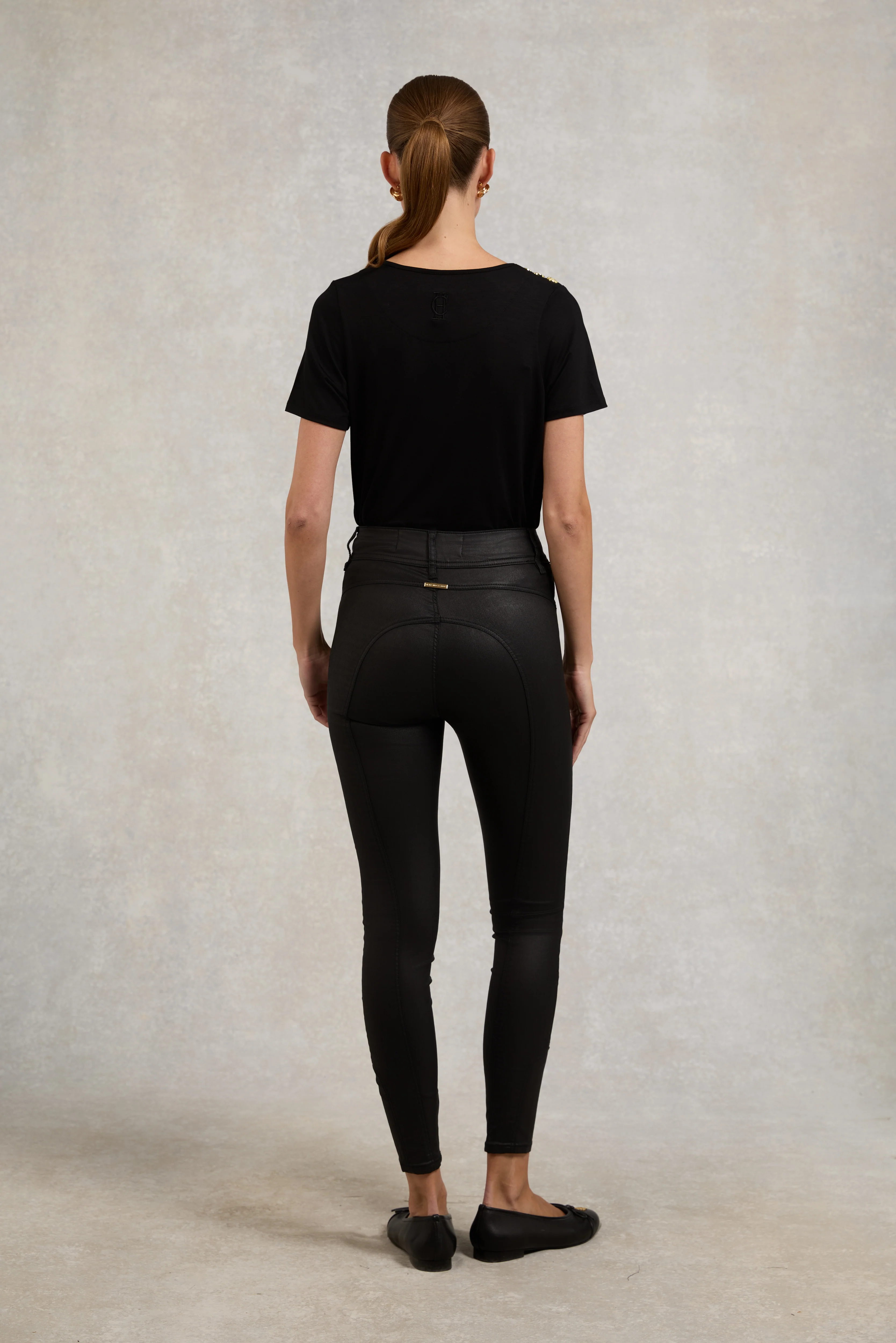 Relax Fit V-Neck Tee (Black) - Image 5